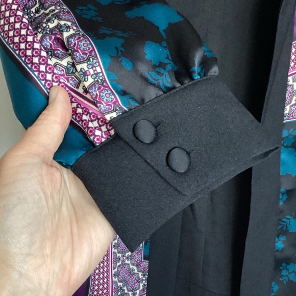 \Chico’s\• Silky Feel Kimono - Picture 9 of 14